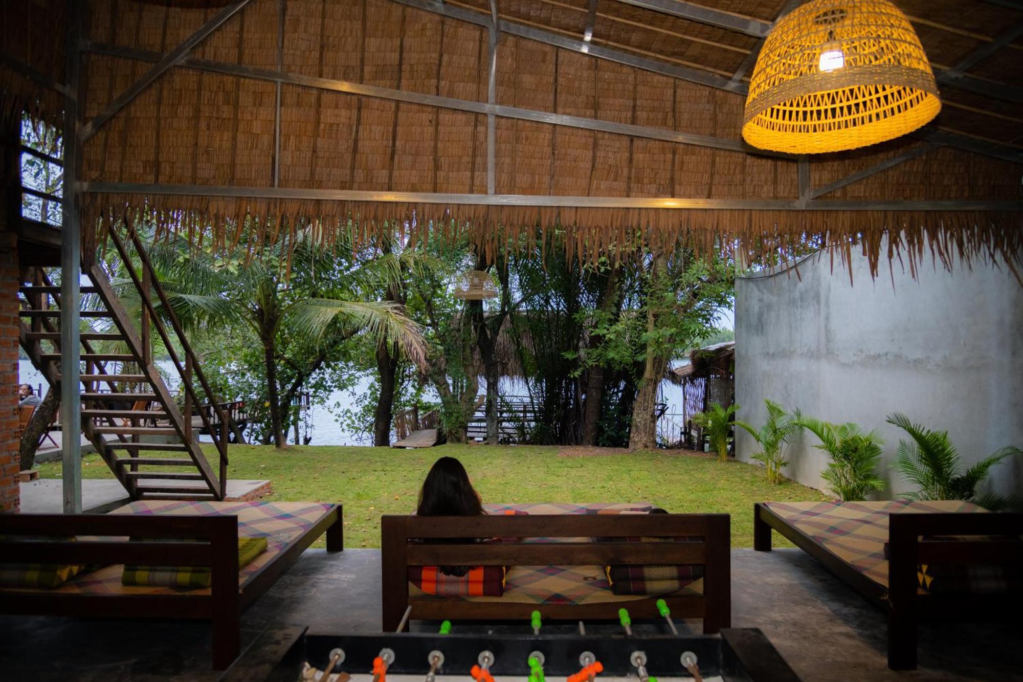 Banyan Tree Hostel カンポット エクステリア 写真