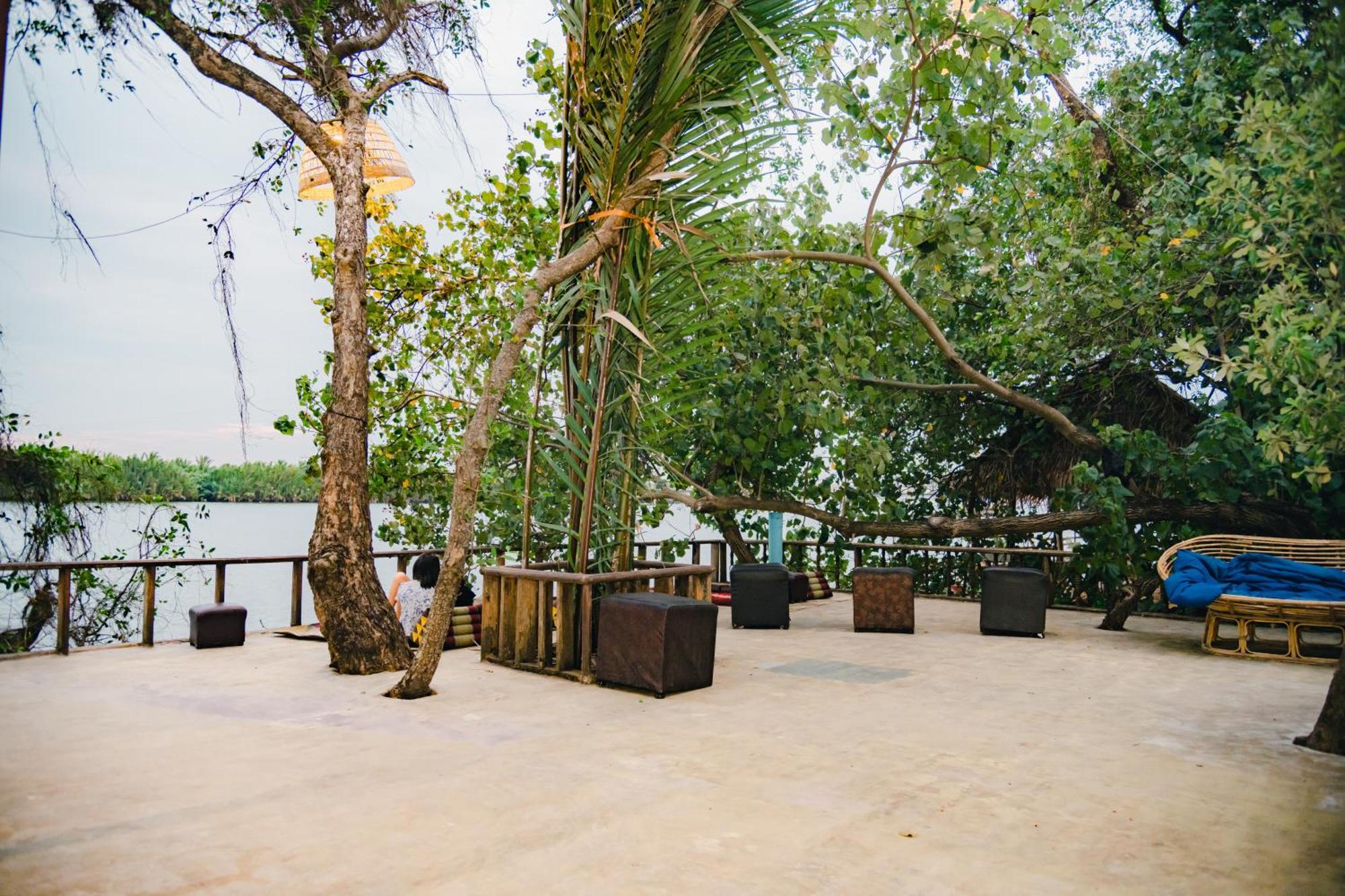 Banyan Tree Hostel カンポット エクステリア 写真