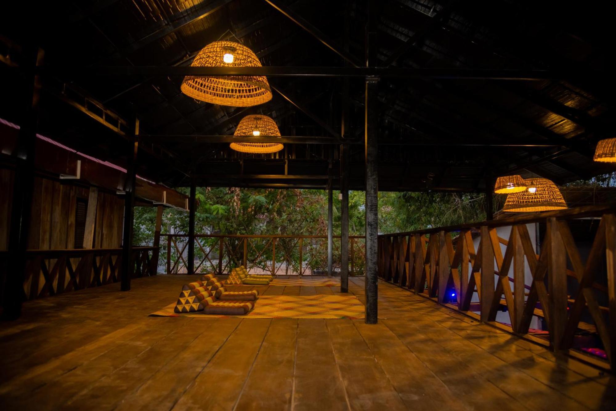 Banyan Tree Hostel カンポット エクステリア 写真