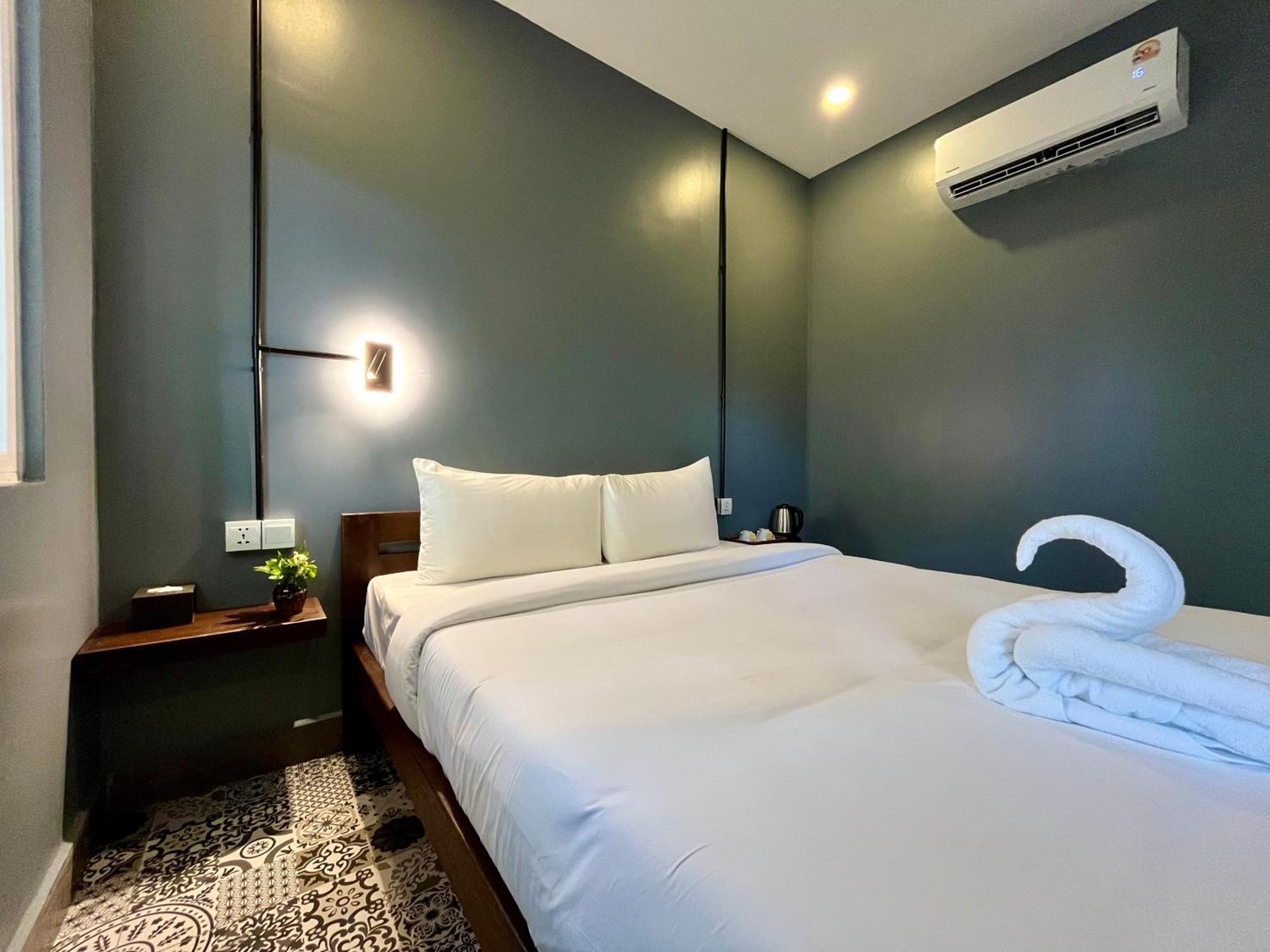 Banyan Tree Hostel カンポット エクステリア 写真