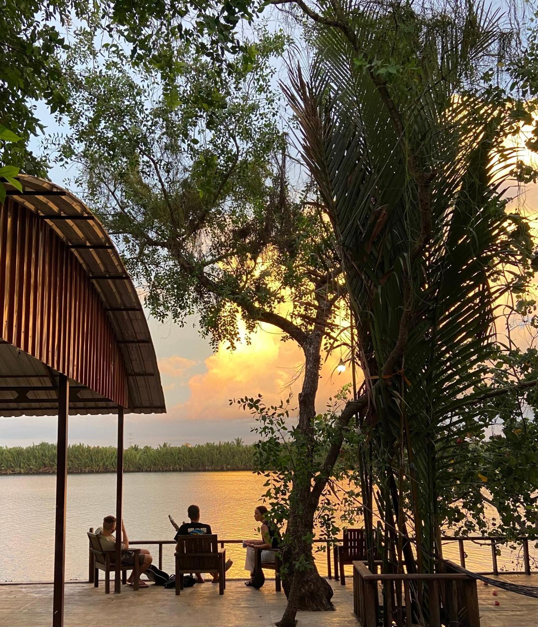 Banyan Tree Hostel カンポット エクステリア 写真