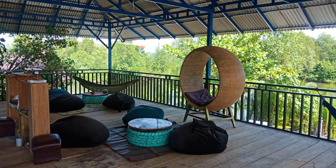 Banyan Tree Hostel カンポット エクステリア 写真